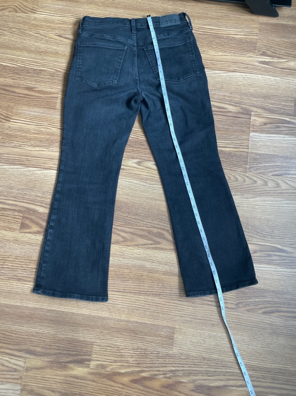 Madewell Women's Mid-Rise Kick Out Crop Flare Stretch Black Jeans Size 28 - Picture 9 of 14